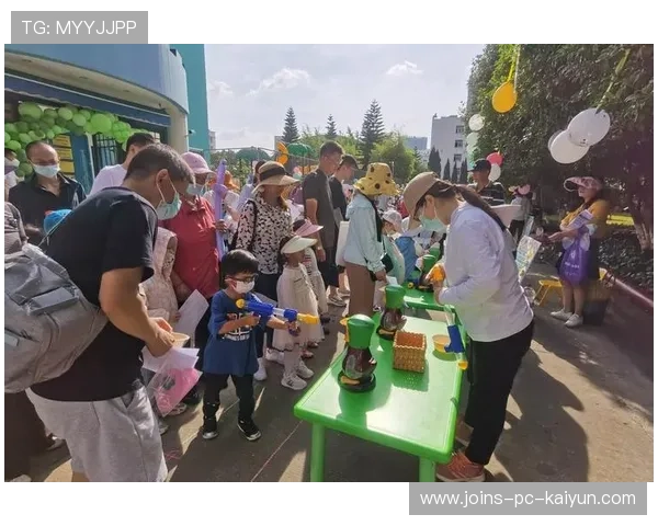 赛事期间儿童观赛区活动丰富，亲子体验更佳，儿童比赛现场