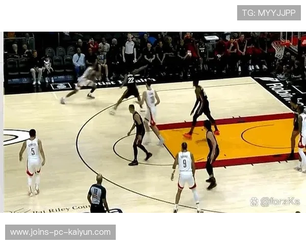 热火快攻连打，分差瞬间抬升